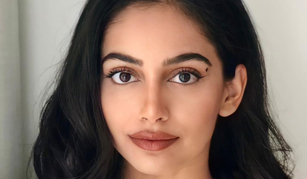 Banita Sandhu #InstaFitBio