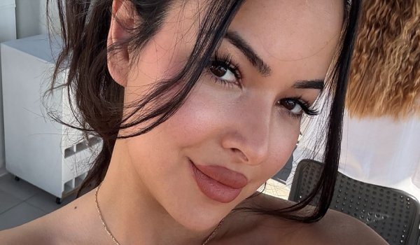 Ileyna Savuk #MysticGirlsBio