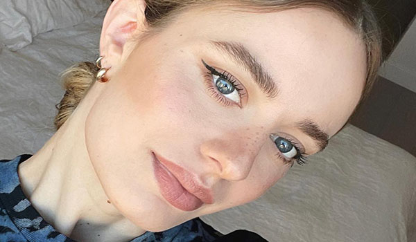 Sonya Esman #MysticGirlsBio